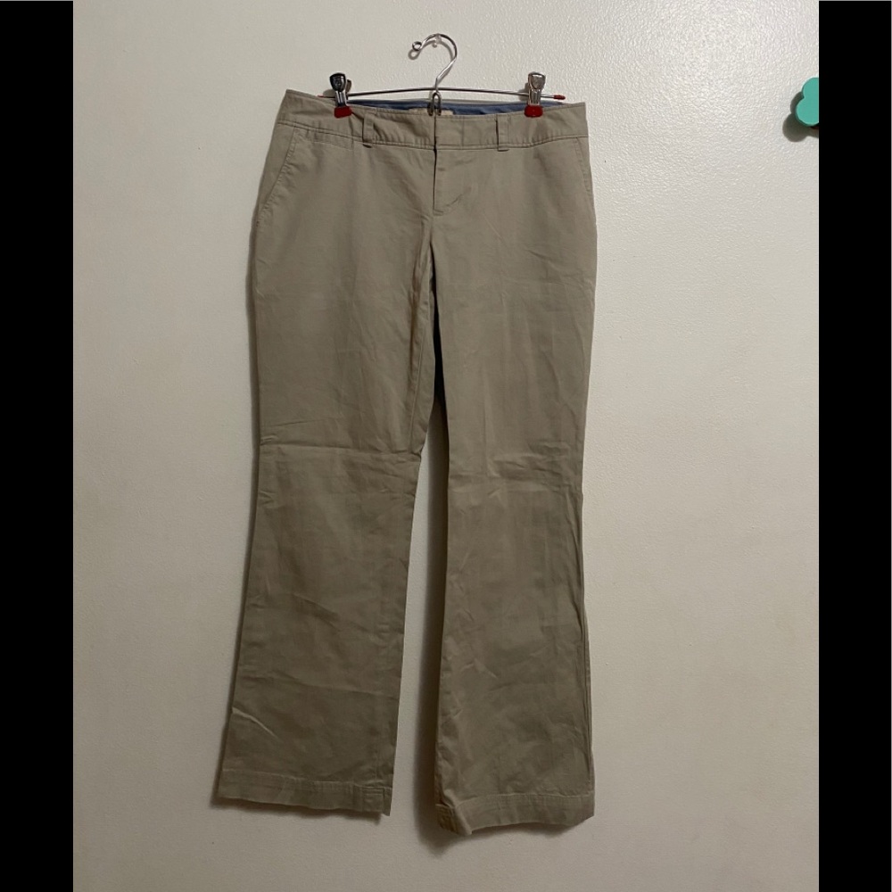 Banana Republic Factory Martin Fit Khaki Trousers – Size 4 (Est.)